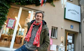Stephan Dünnwald hat im Wohn- und Kulturzentrum Bellevue di Monaco das Projekt "Refurbish for Refugees"